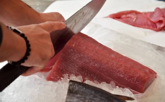 Mojama de atún rojo de almadraba: elaboración, tipos e historia